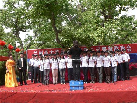 春光明媚 踏青抒怀 pg电子官方集团组织员工春游什川