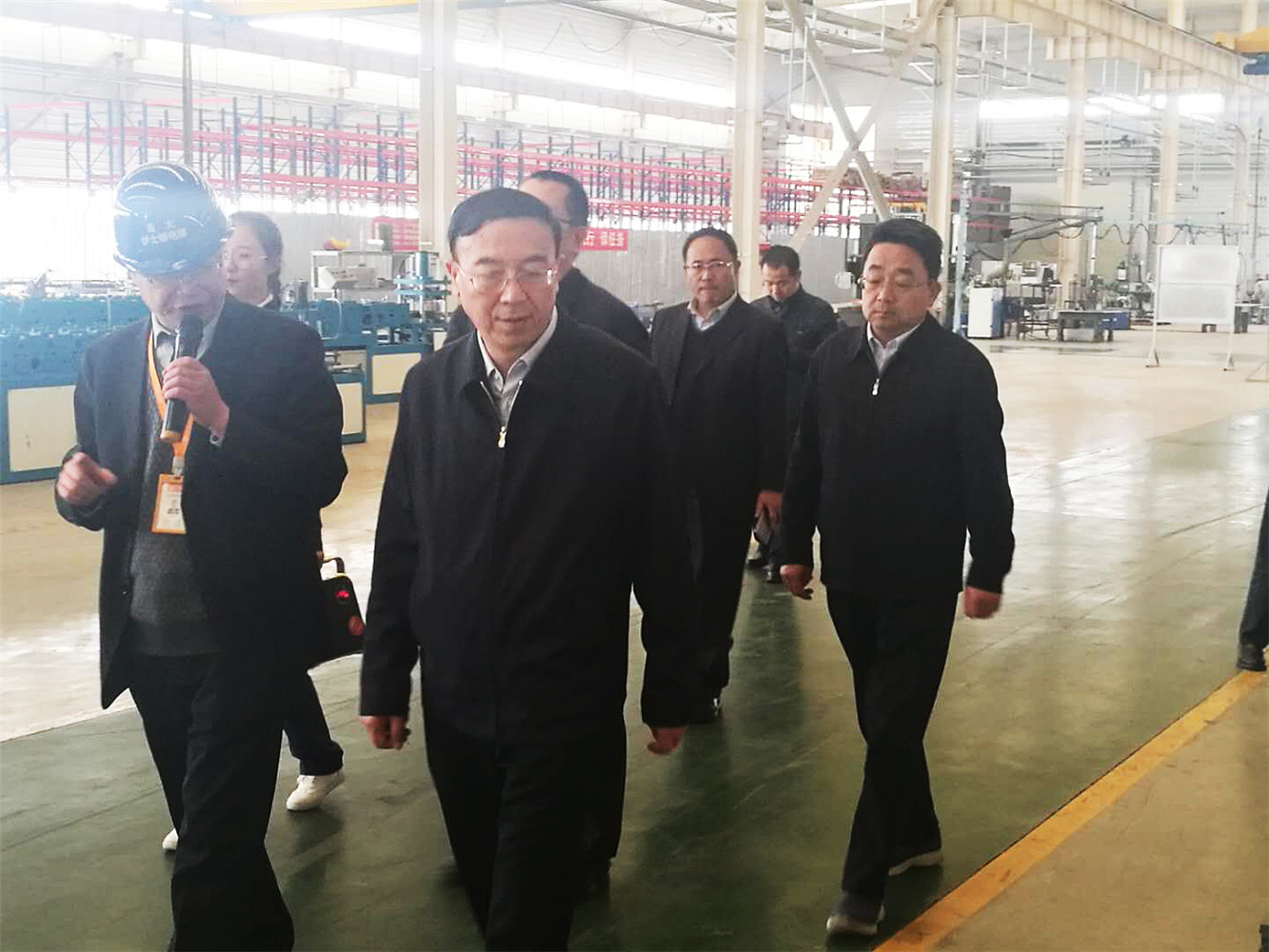 甘肃省副省长李沛兴参观考察兰州新区pg电子官方伊士顿电梯厂
