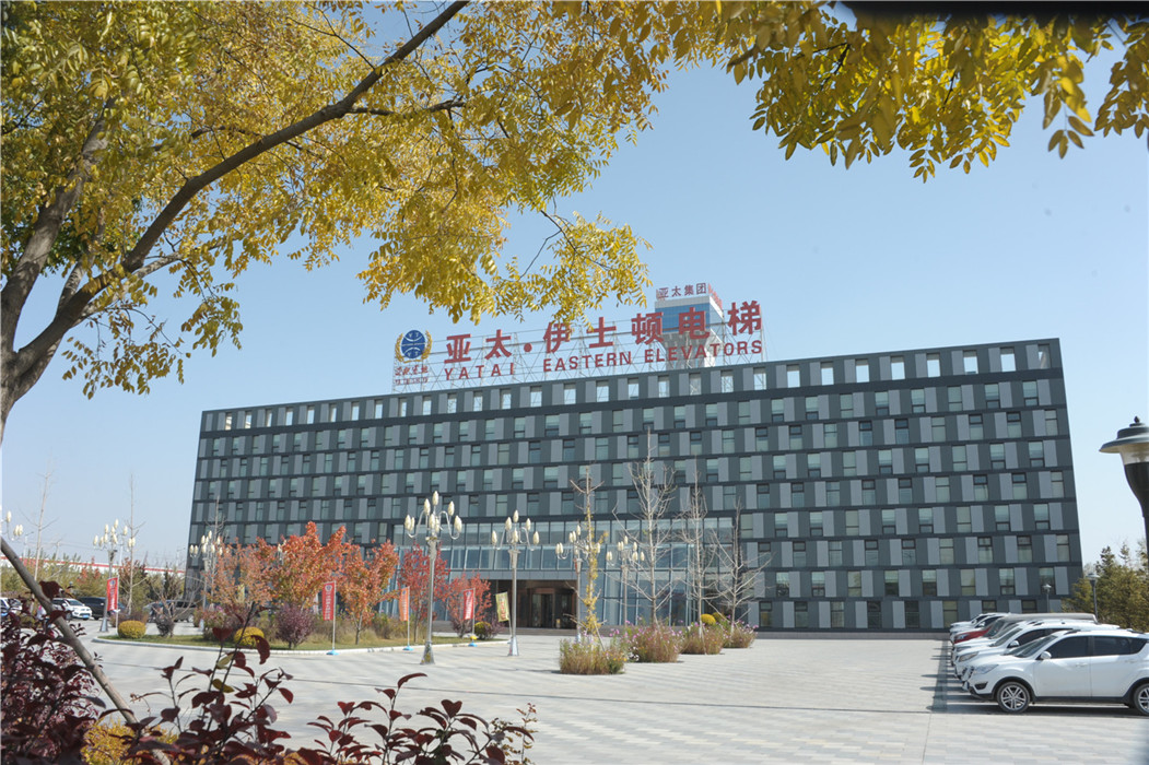 中央统战部副部长、全国工商联党组书记徐乐江参观考察兰州pg电子官方集团新区“三厂项目”